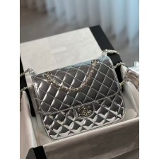 샤넬 메탈 크루즈 백팩 & 스타 코인 펄스