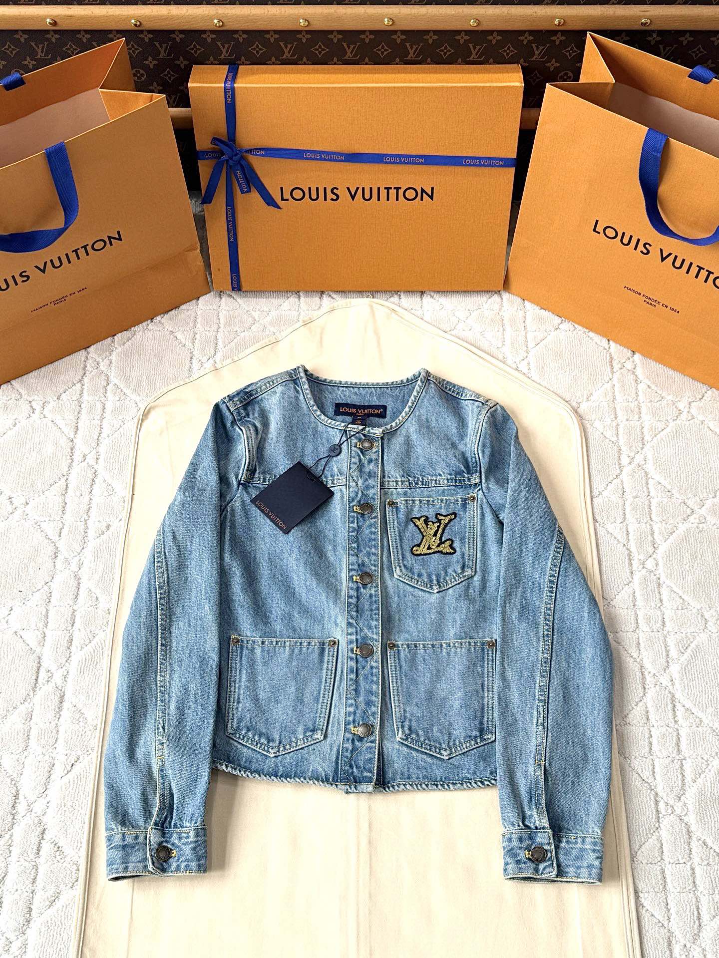 루이비통 25ss 데님 자켓