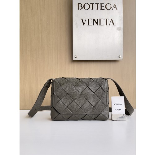 보테가베네타 디아고 크로스백