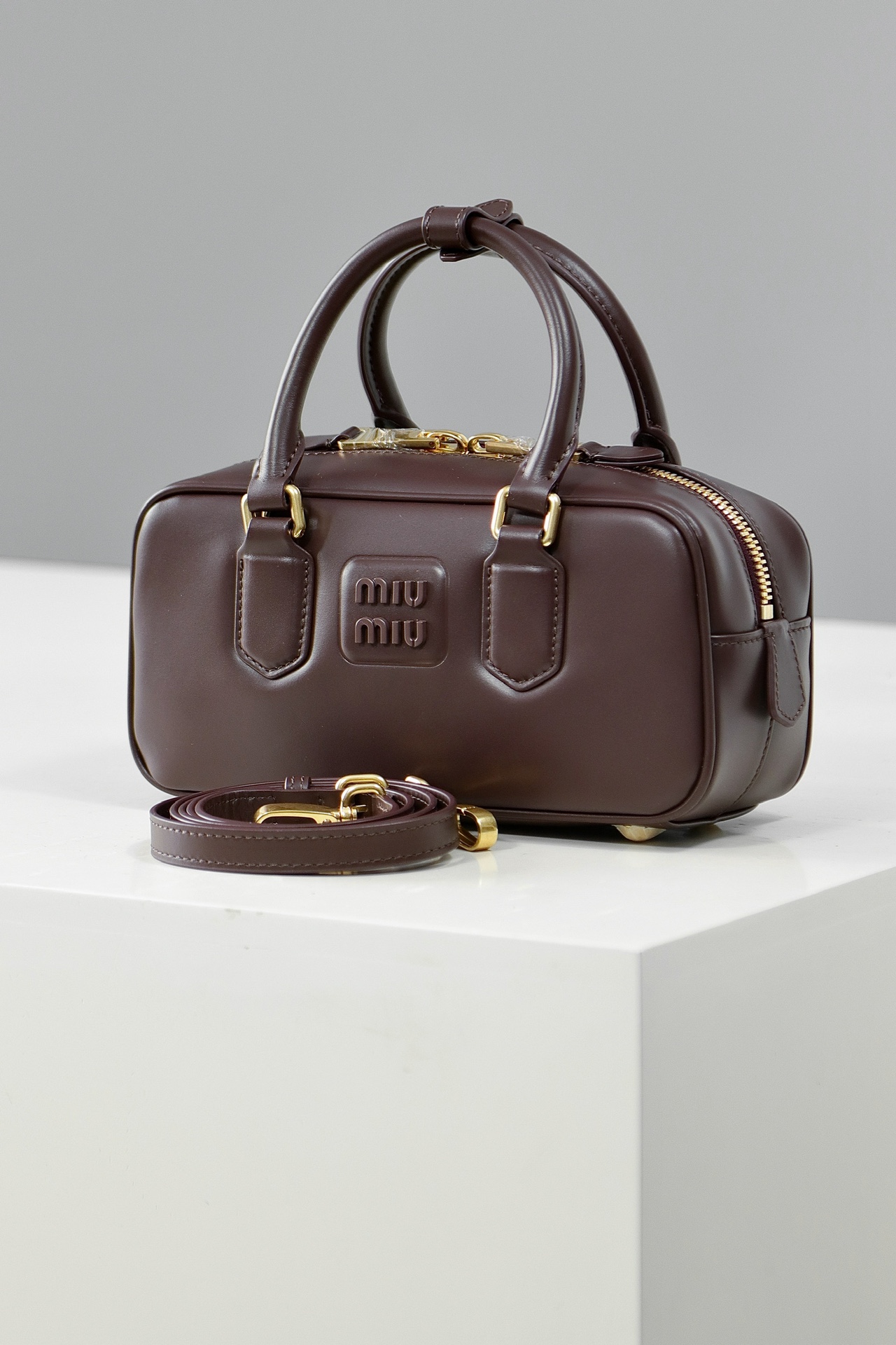 미우미우 아르카디 미니 / 레귤러 / 라지 (정품급)