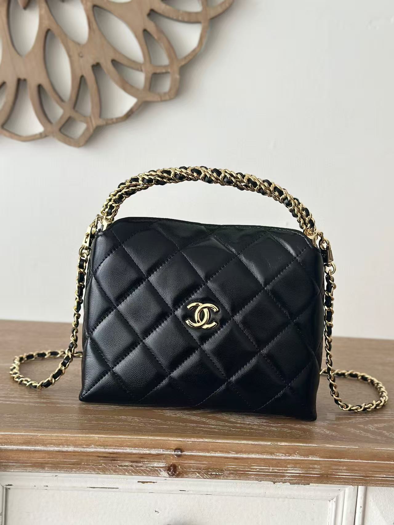 샤넬 숄더백 AS96082