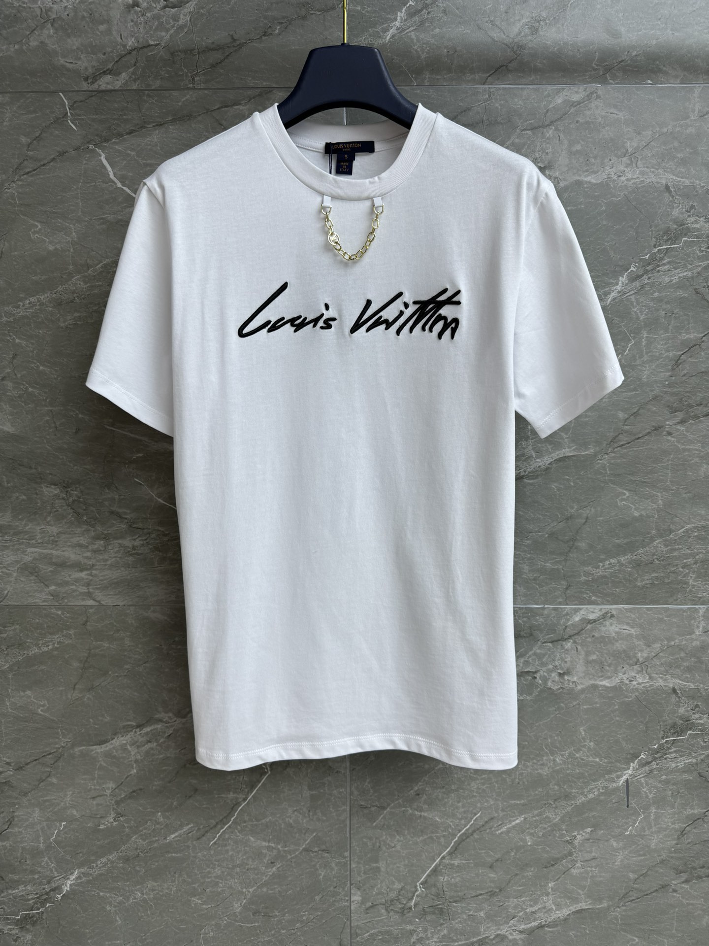 루이비통 시그니처 반팔티