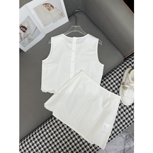 미우미우 슬리브리스 + 스커트 세트