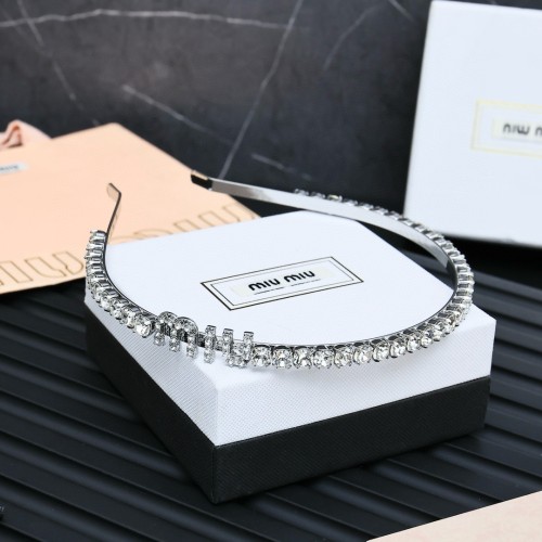 미우미우 머리띠