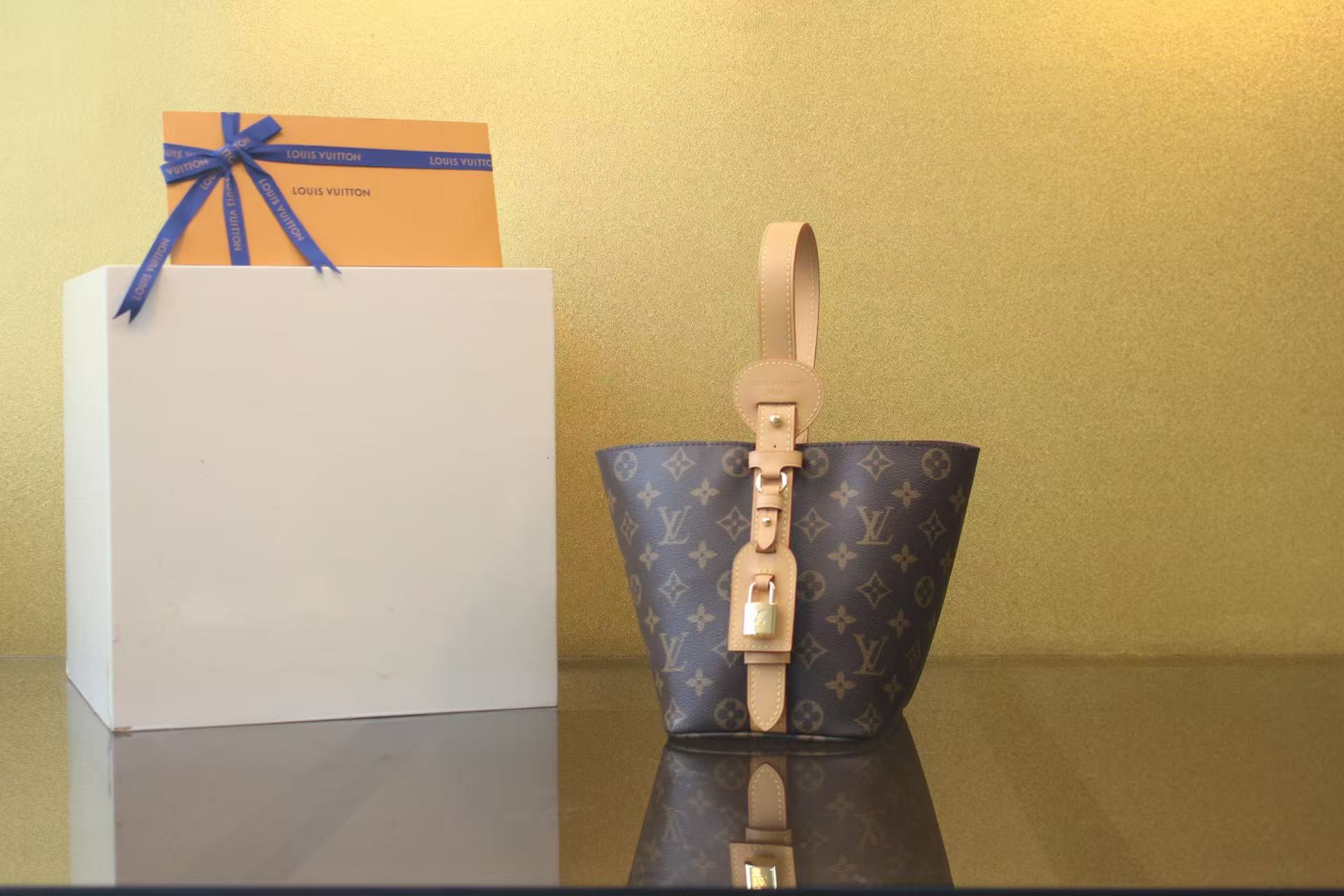 루이비통 올 인 BB [정품급]