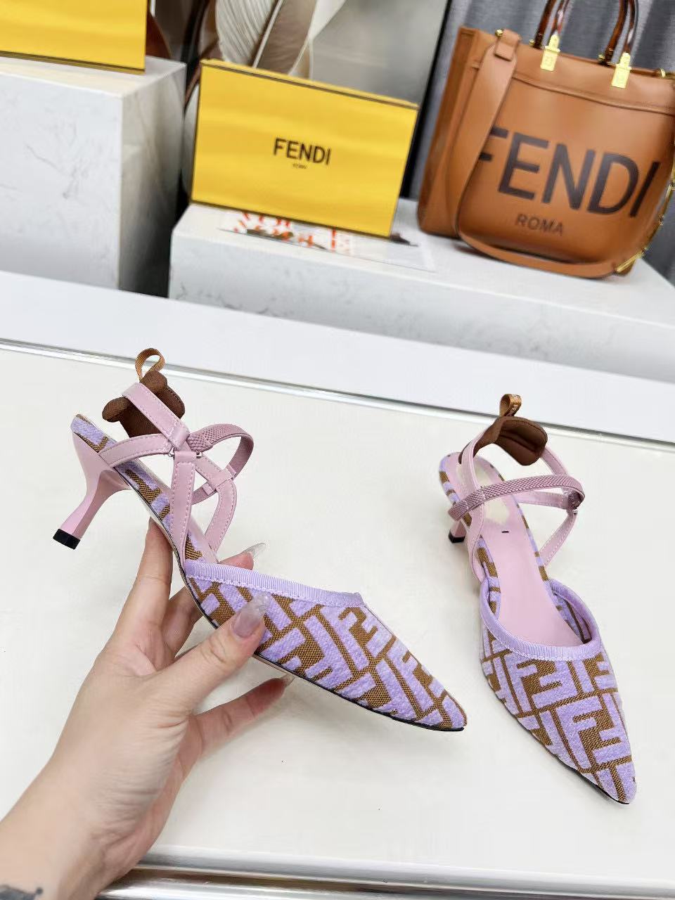 펜디 슬링백 5.5cm