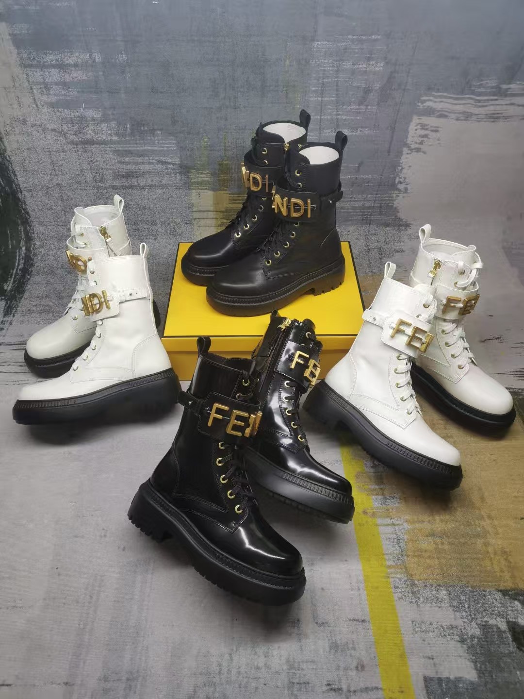 펜디 부츠 8T8355AKY6