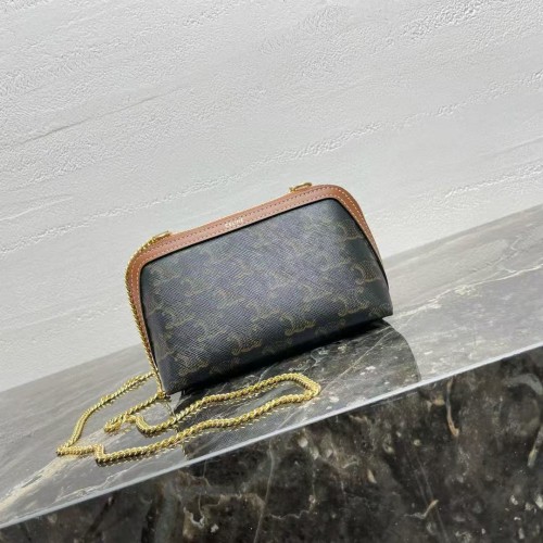 셀린느 트리오페 체인 클러치백