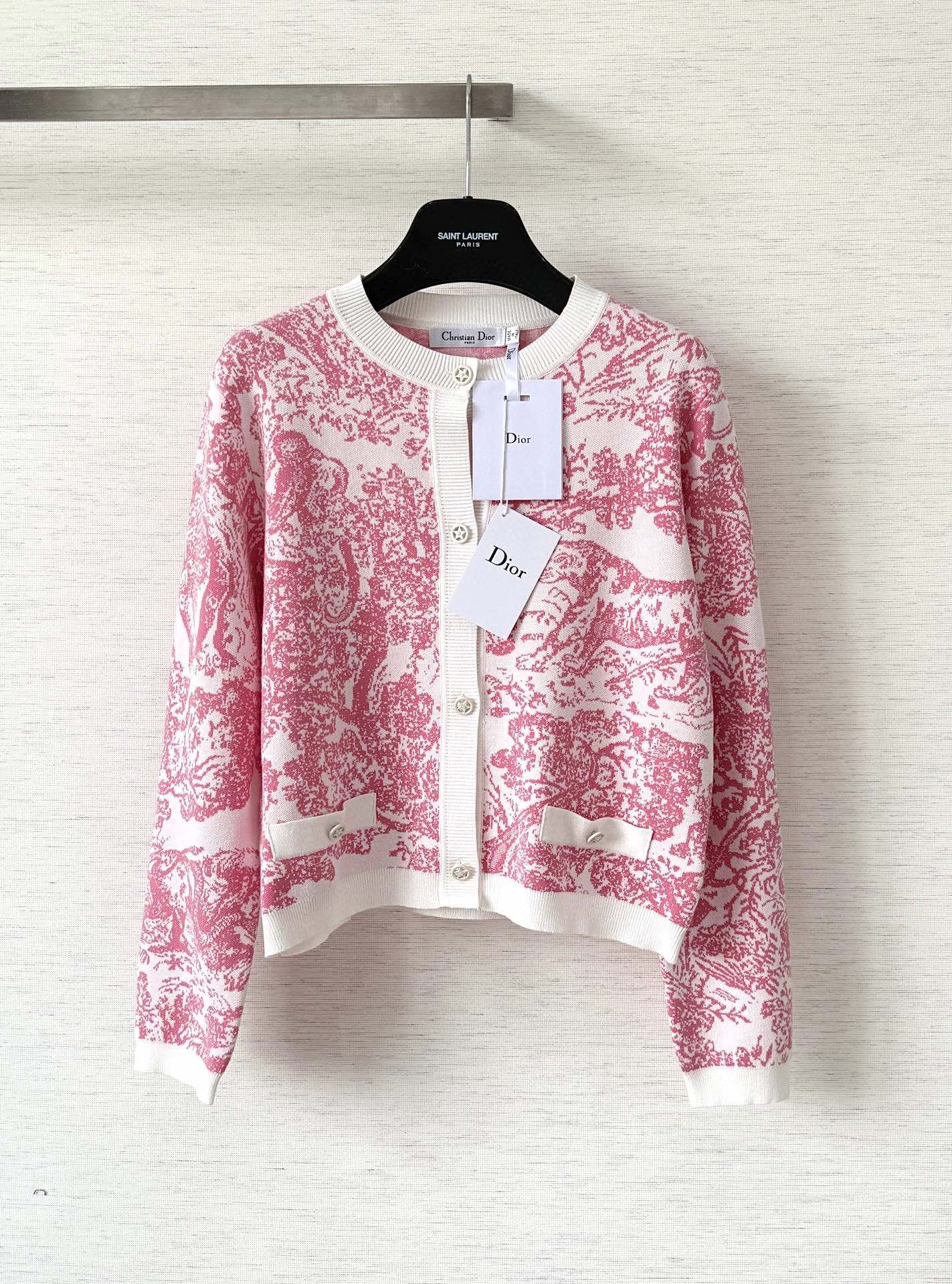 디올 25ss 니트 가디건