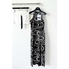 샤넬 슬리브리스 롱 드레스