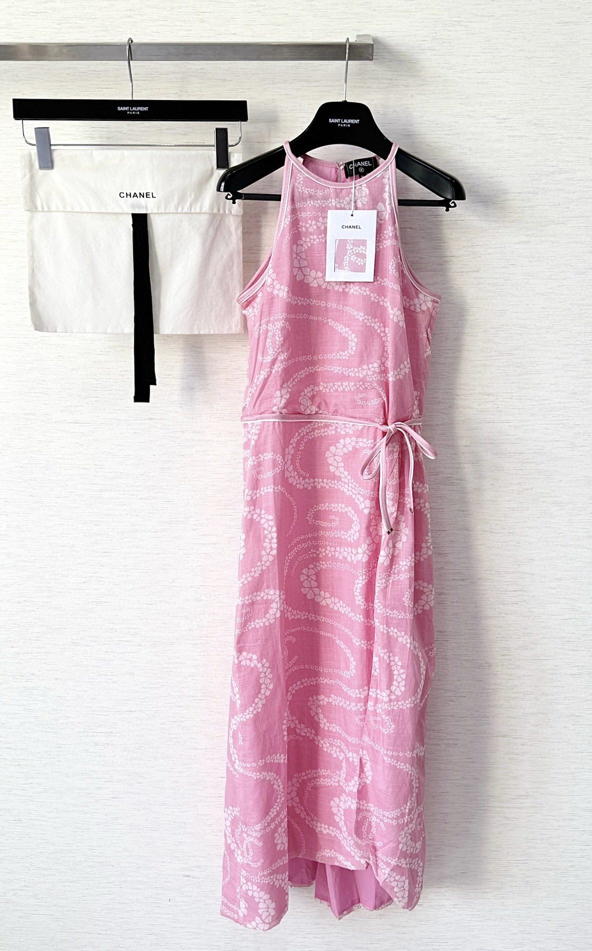 샤넬 슬리브리스 롱 드레스