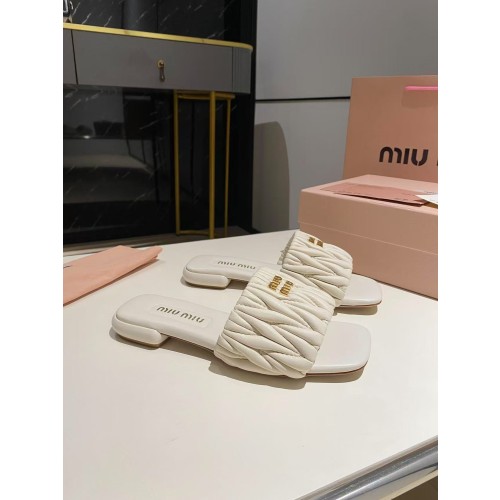 미우미우 마틀라쎄 슬리퍼 06