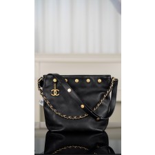 샤넬 25ss 호보백 라지 버킷백 체인 스터드 CC로고 램스킨 [정품급]