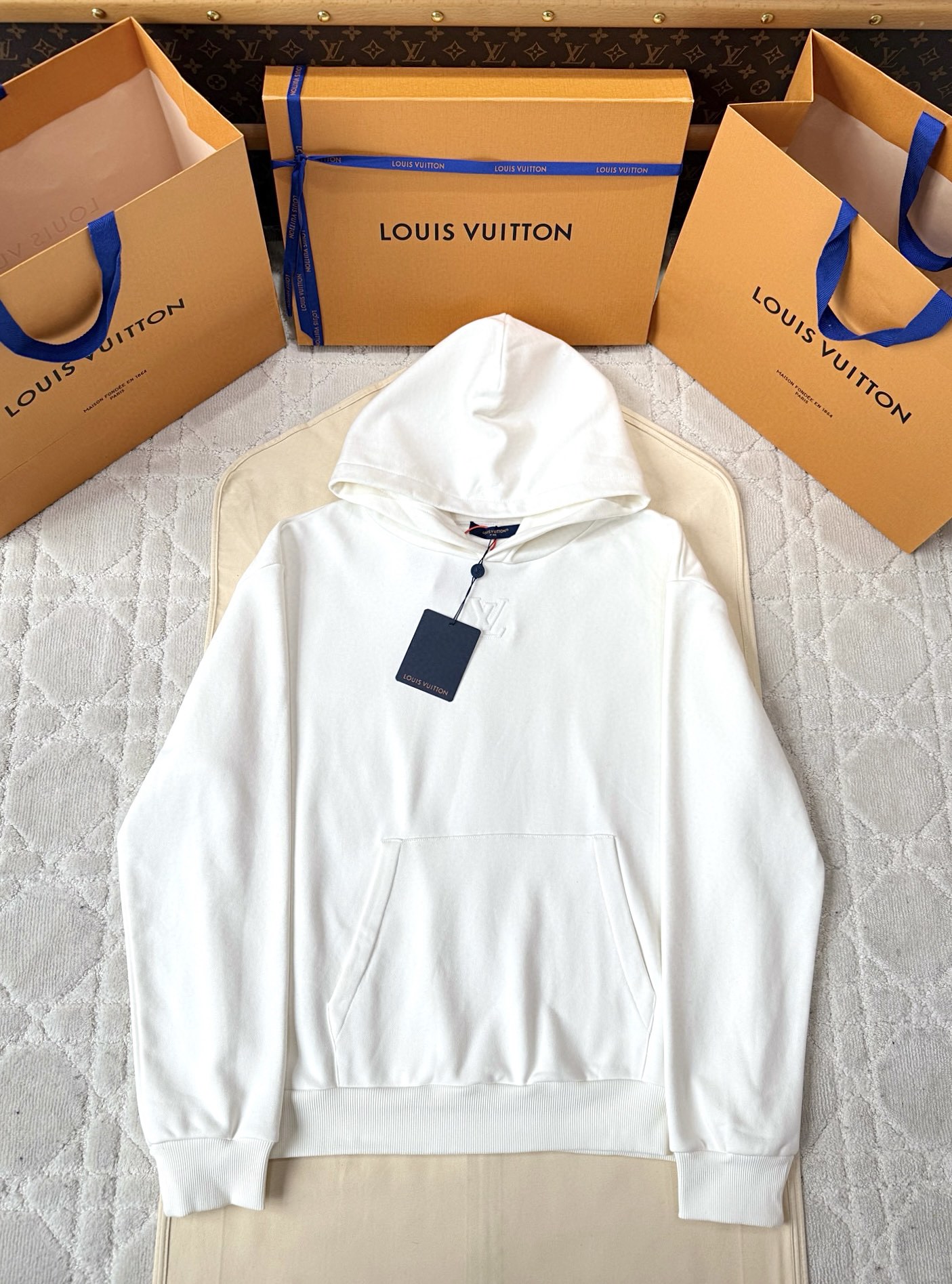 루이비통 25fw 후드티
