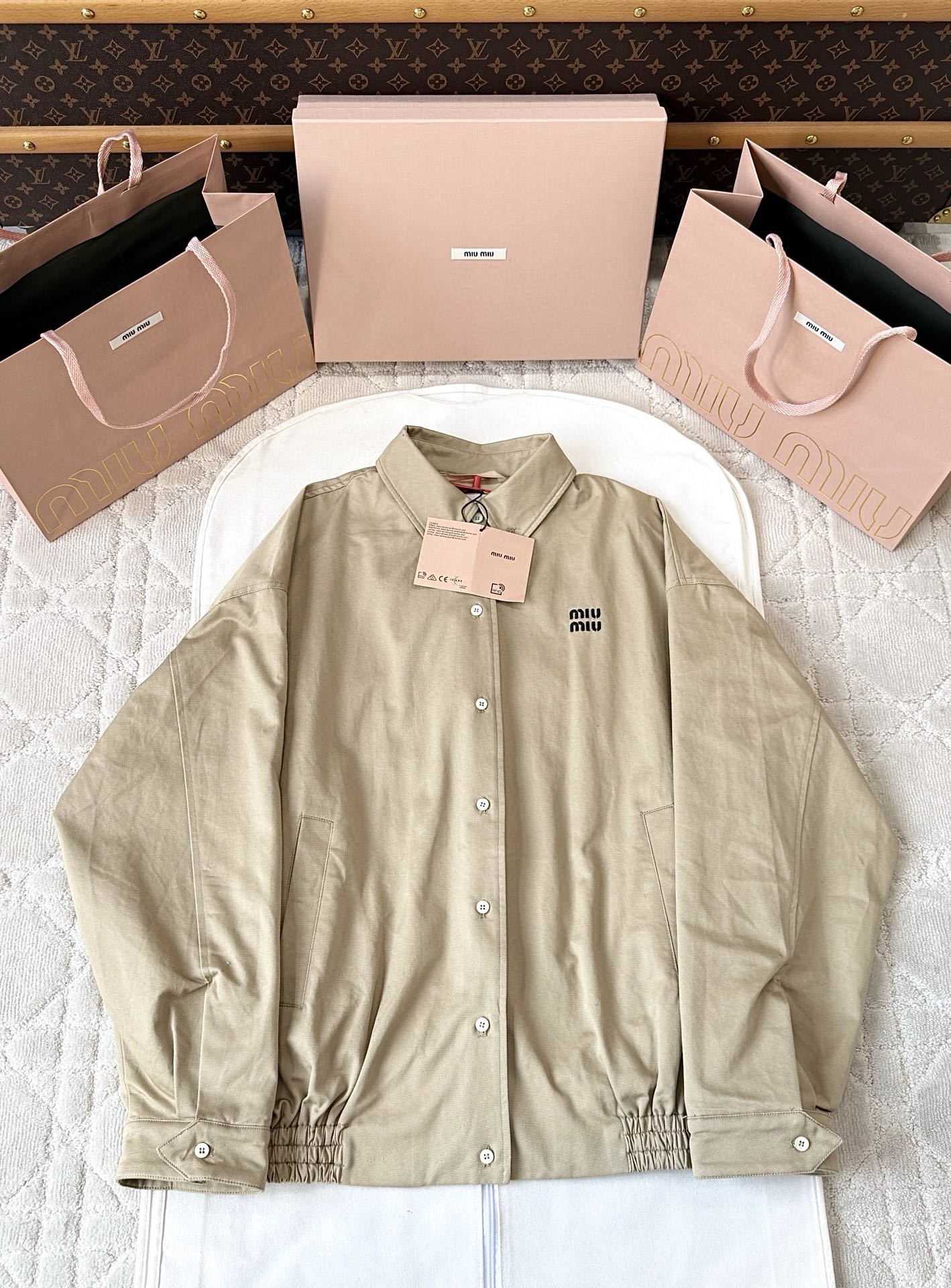 미우미우 25fw 코튼 트윌 숏 재킷