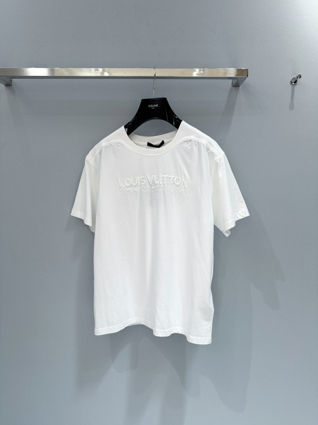 루이비통 25ss 로고 반팔티