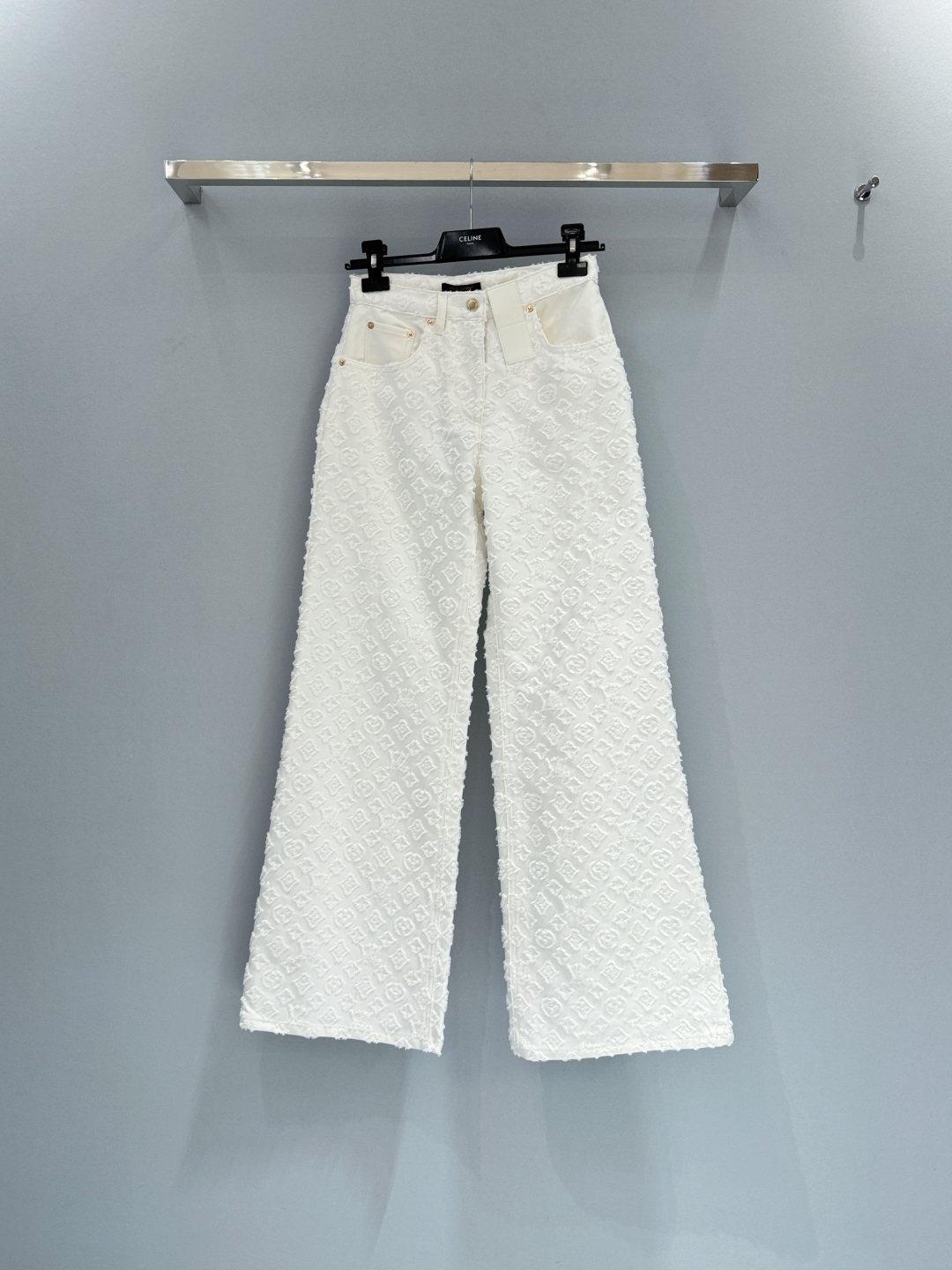 루이비통 화이트 자카드 팬츠