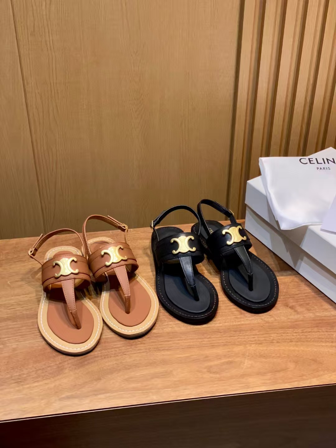 셀린느 트리오페 림피아 쪼리