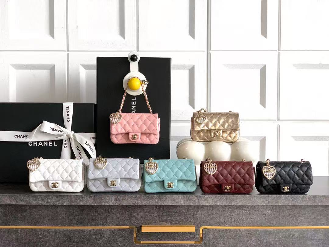 샤넬 클래식 후크 미니백