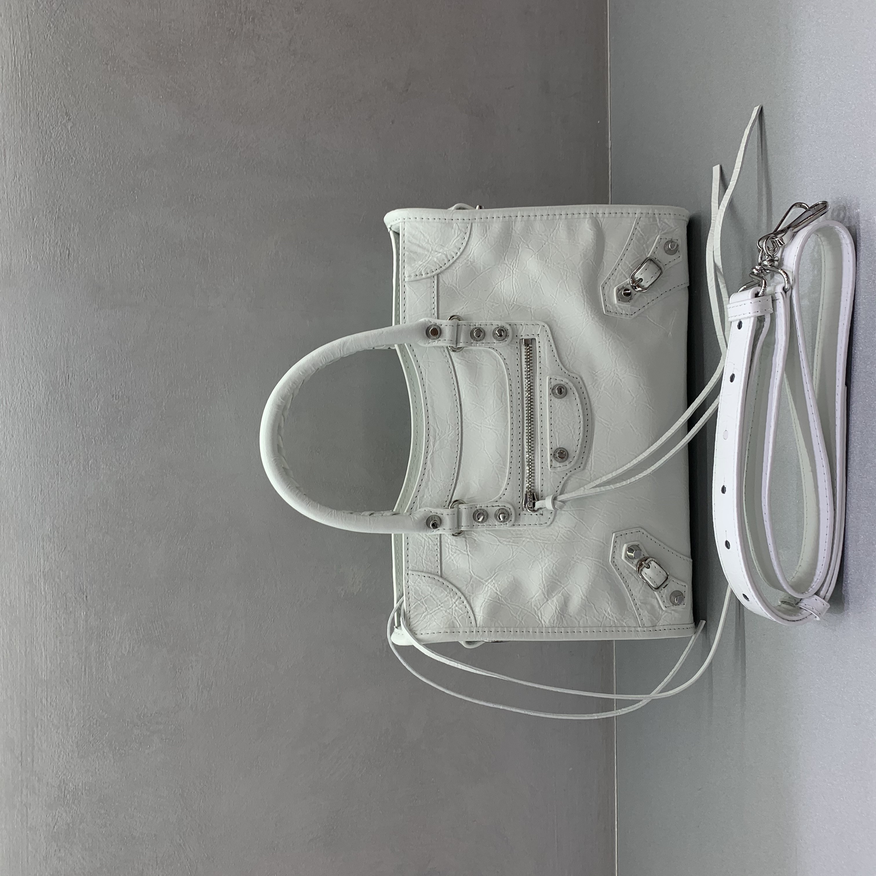 발렌시아가 르 시티백 스몰