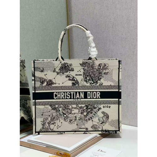 디올 북토트백 라지