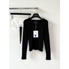 샤넬 25fw 하트 자수 롱슬리브 니트 탑