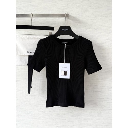 샤넬 25fw 하트 자수 니트 탑 반팔