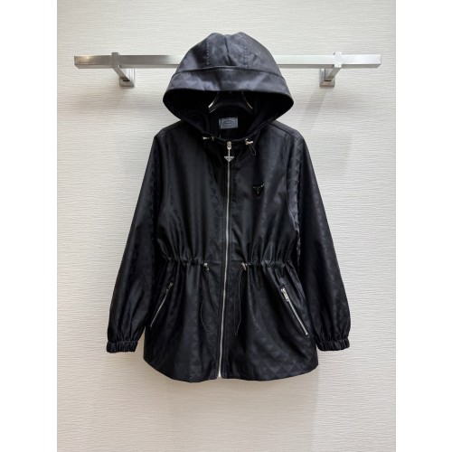 프라다 25ss 바람막이