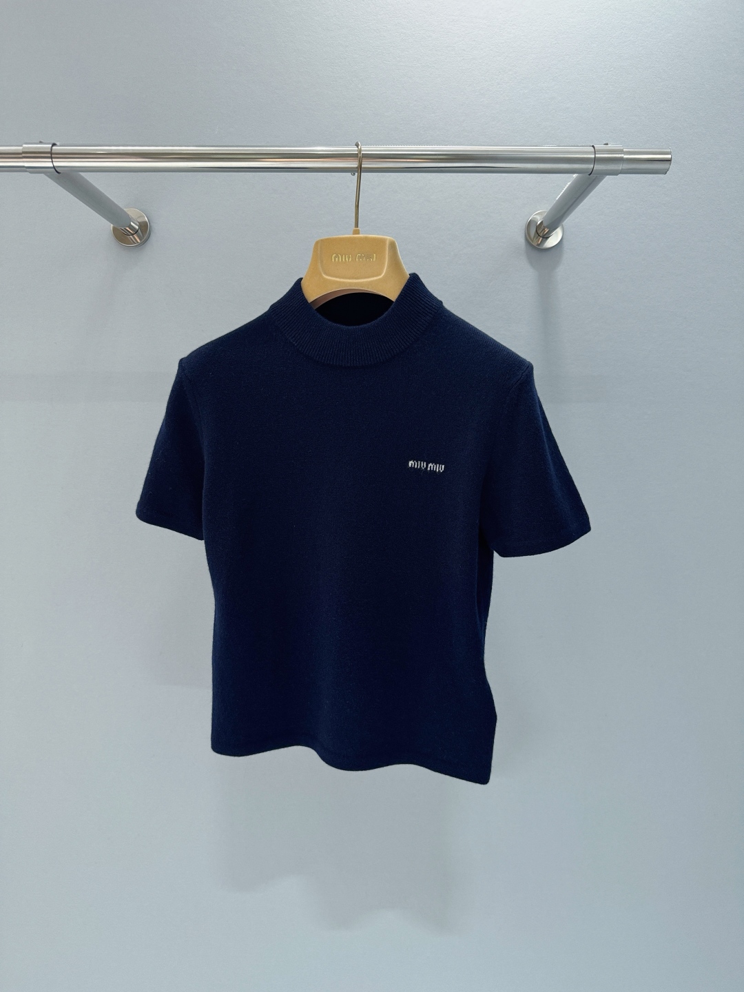 미우미우 25ss 캐시미어 니트 반팔