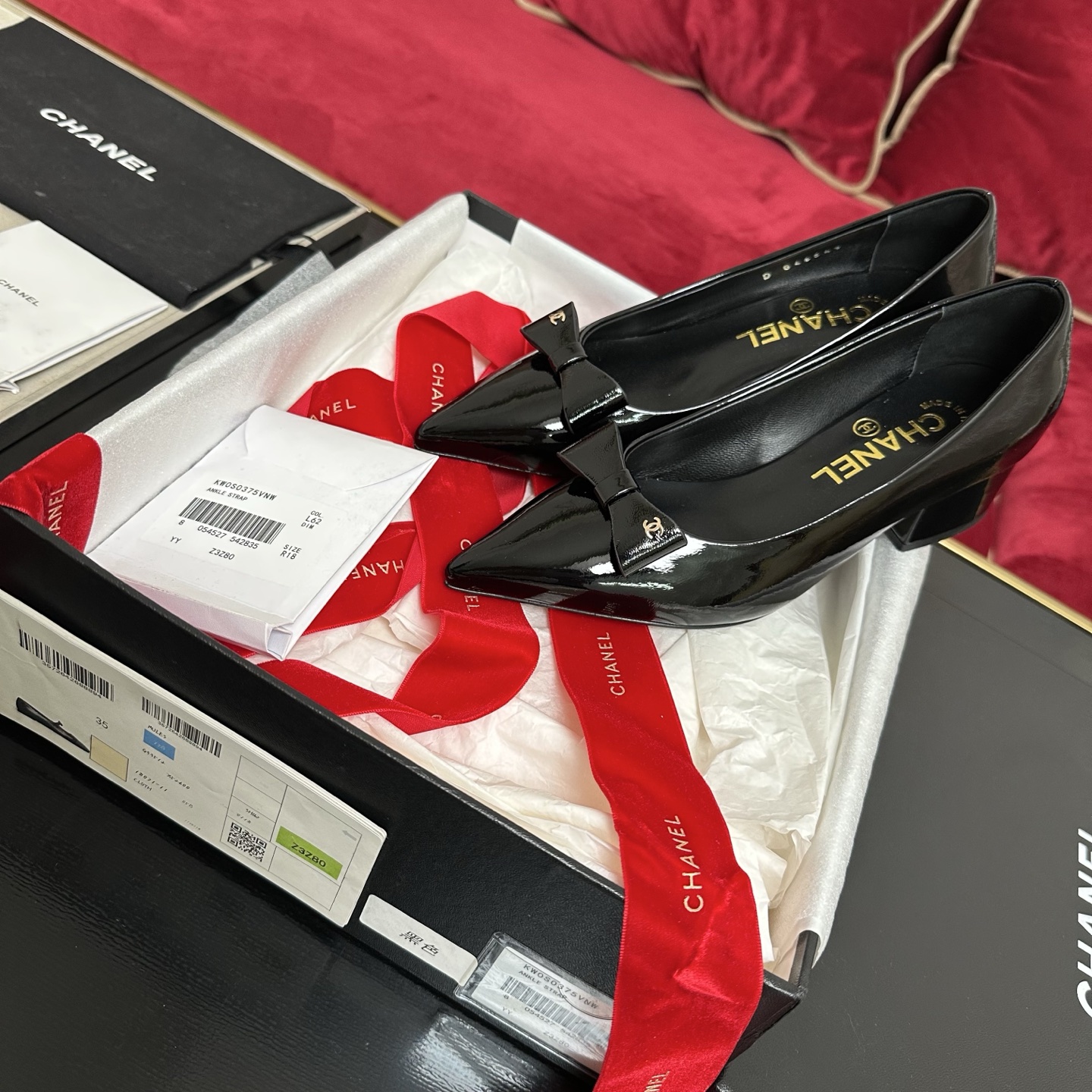 샤넬 페이던트 펌프스 구두