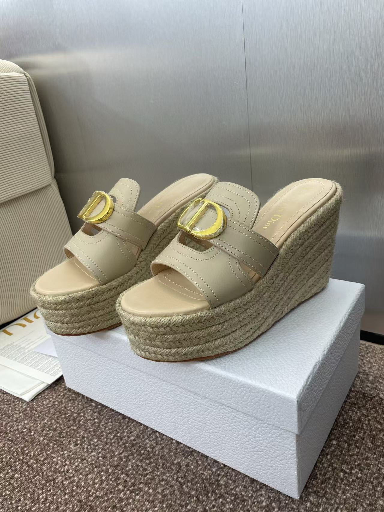 디올 뮬 웨지힐 몽테뉴30