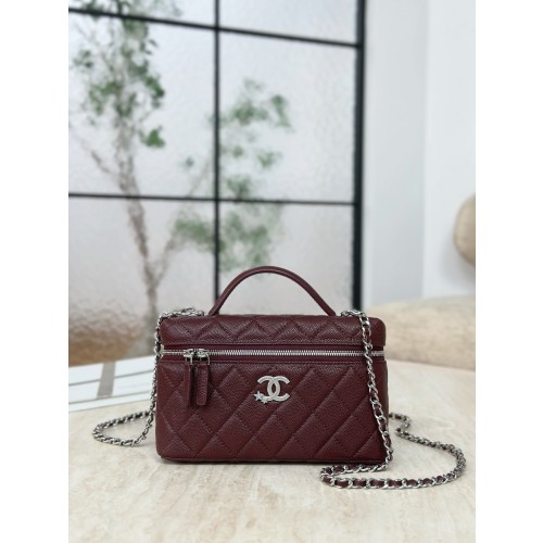 샤넬 체인 코스메틱 케이스