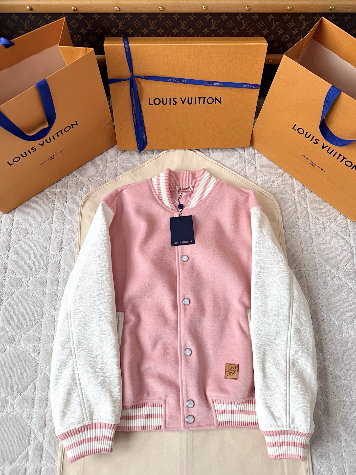 루이비통 야구 자켓