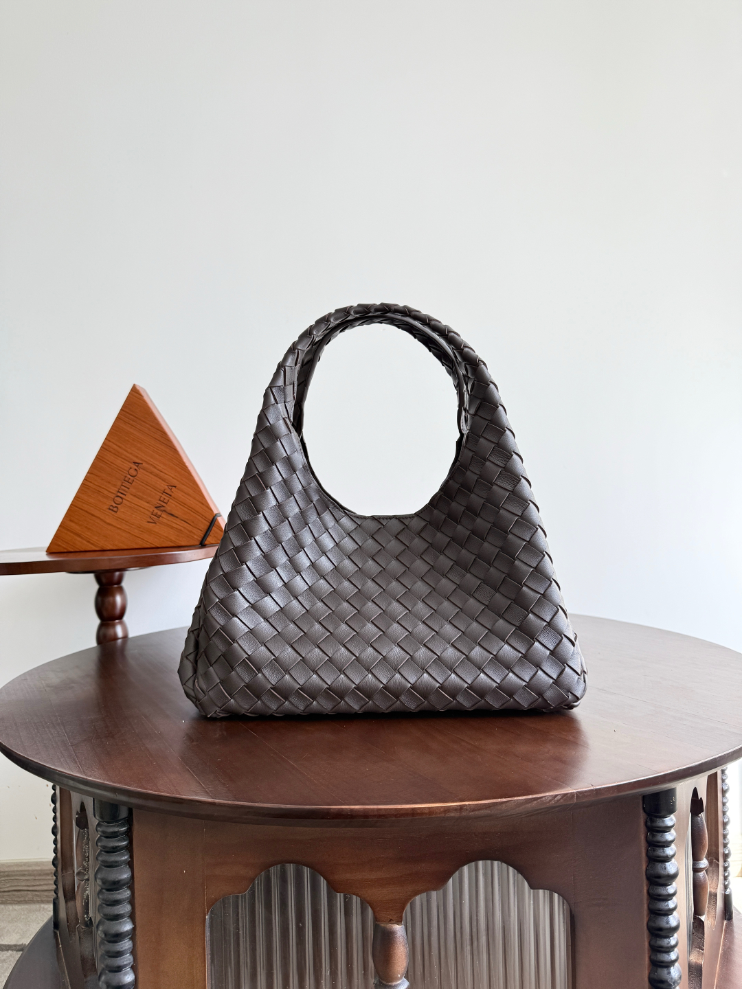 보테가베네타 미디엄 캄파나 폰단테 844249