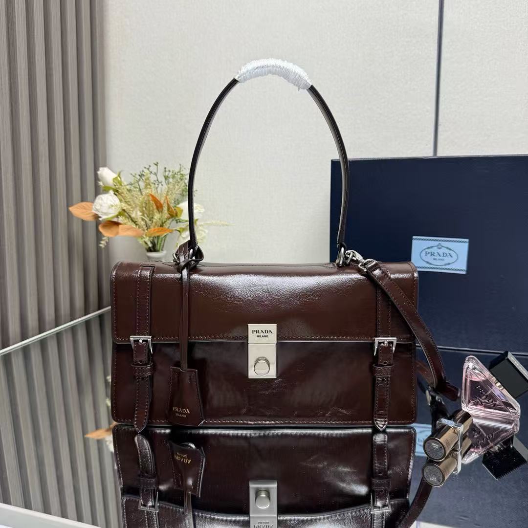 프라다 보니 엑스트라 레더 핸드백 다크 브라운