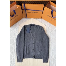 루이비통 자수 버튼 가디건