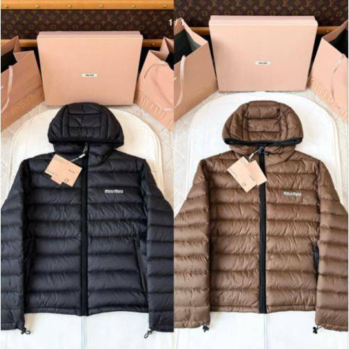 미우미우 25FW 로고 다운 재킷