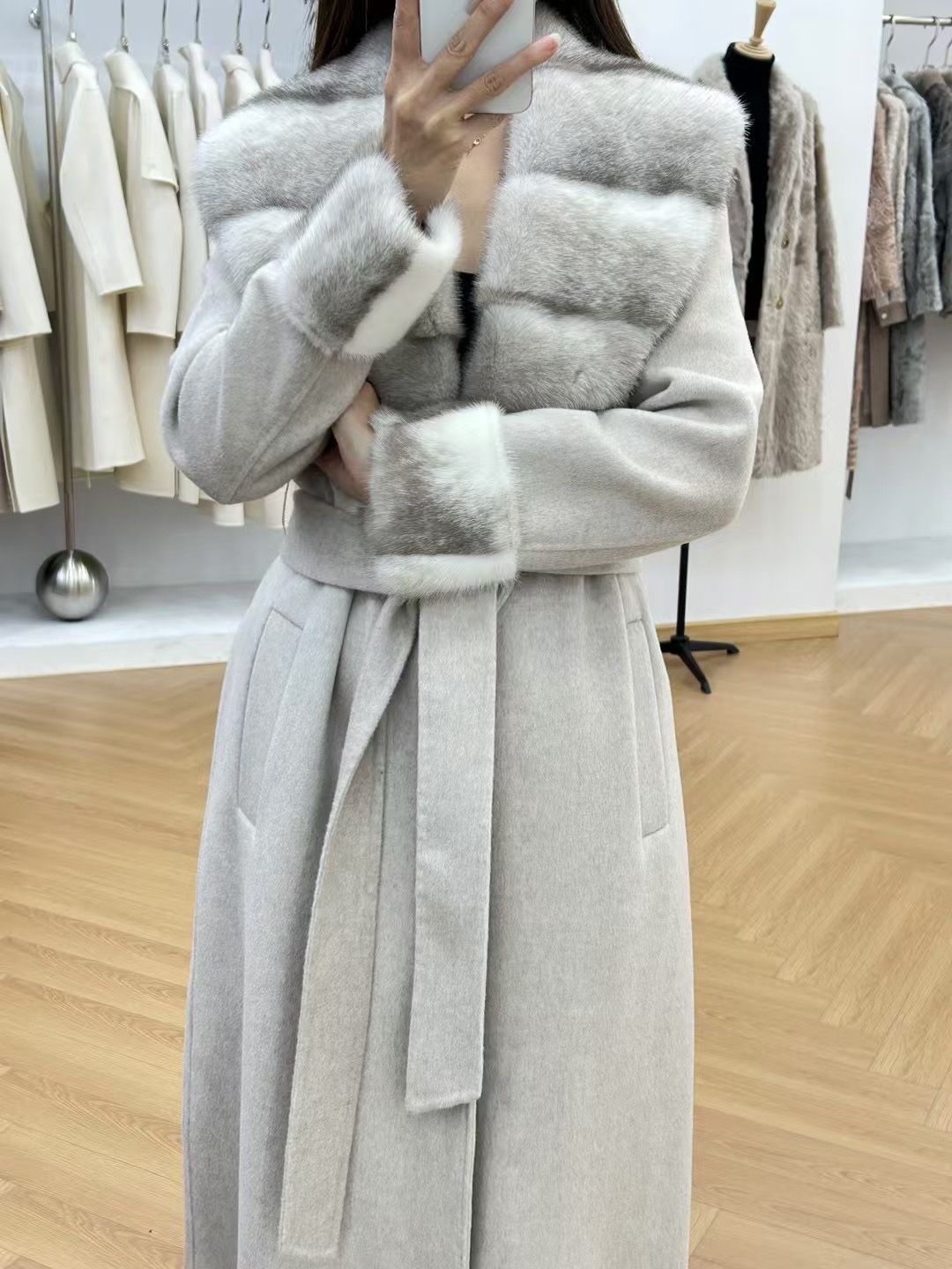 로로피아나 밍크카라 캐시미어 코트