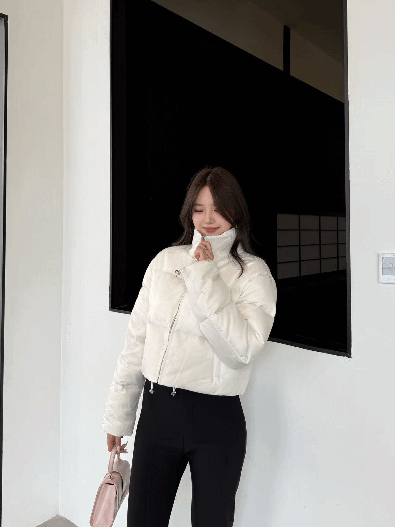 프라다 25SS 숏패딩