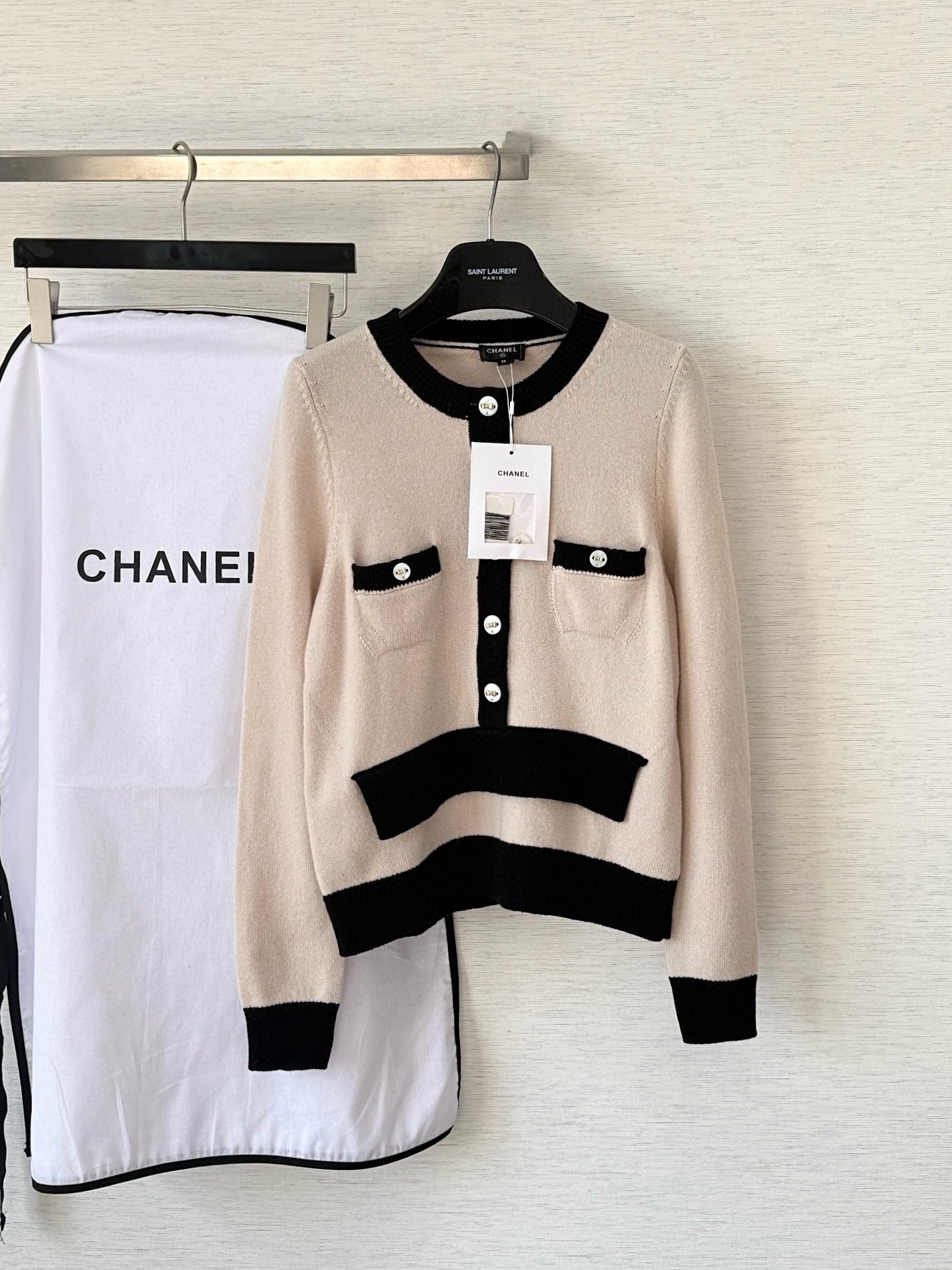 샤넬 투피스 가디건