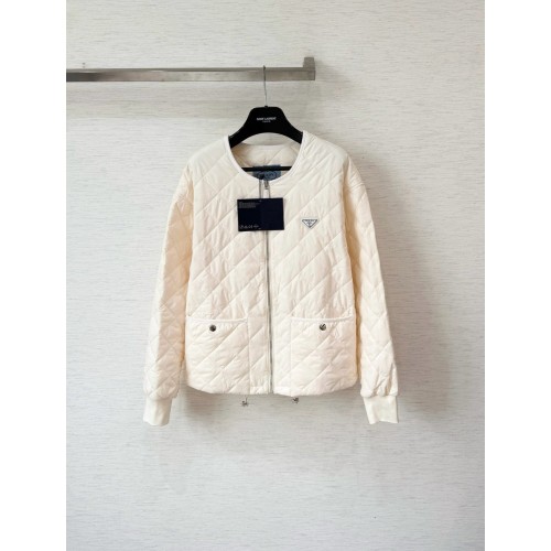 프라다 로고 패딩 자켓