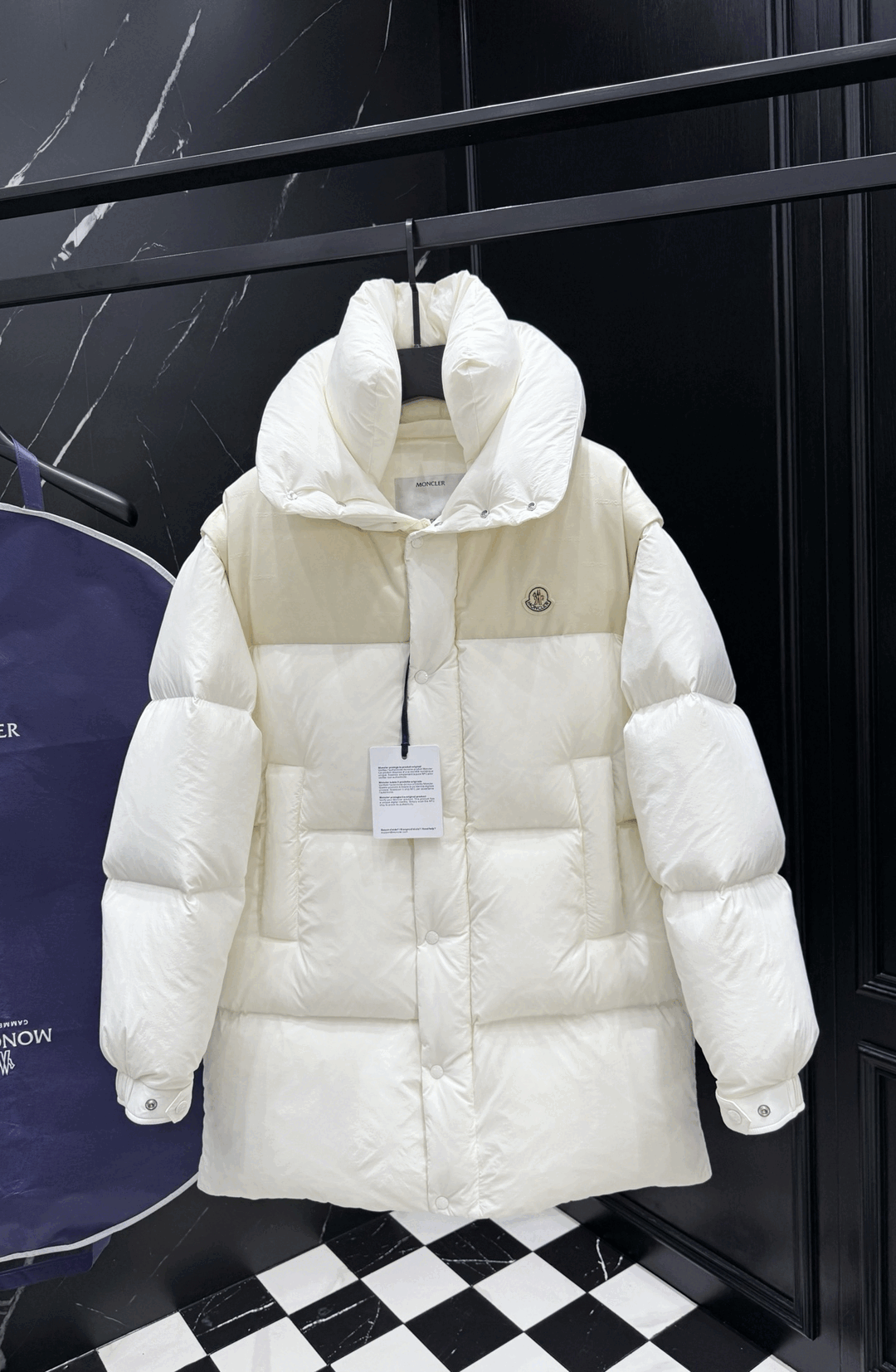 몽클레어 25fw 탈부착 롱패딩