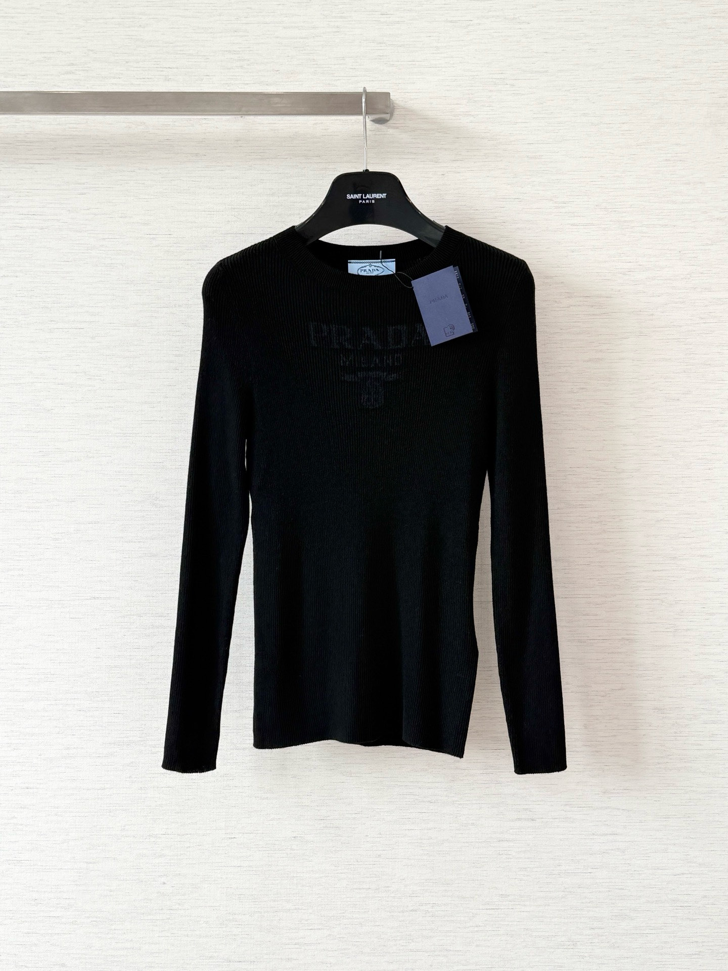 프라다 긴팔 니트 탑