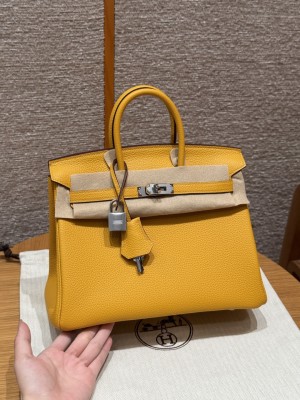 에르메스 버킨백 25 토고 은장 컬러: 9D/Jaune ambre