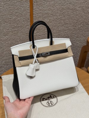 에르메스 버킨백 25 토고 은장 컬러: 01/Blanc/89/Noir