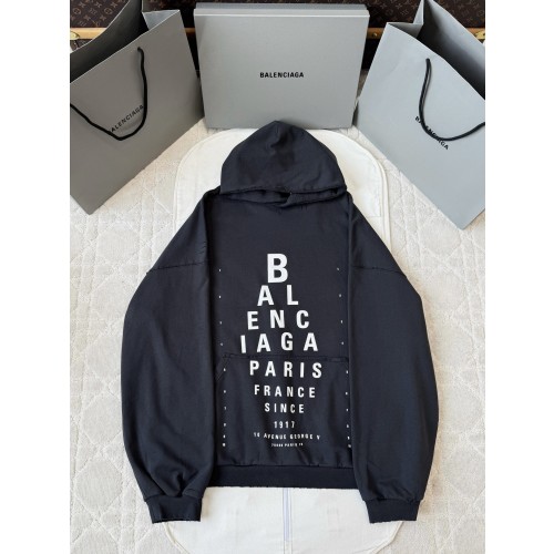 발렌시아가 후드티