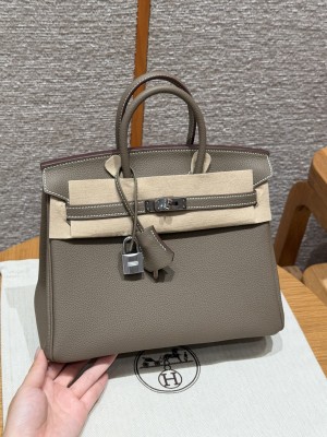 에르메스 버킨백 25 토고 은장 컬러: 18/Etoupe