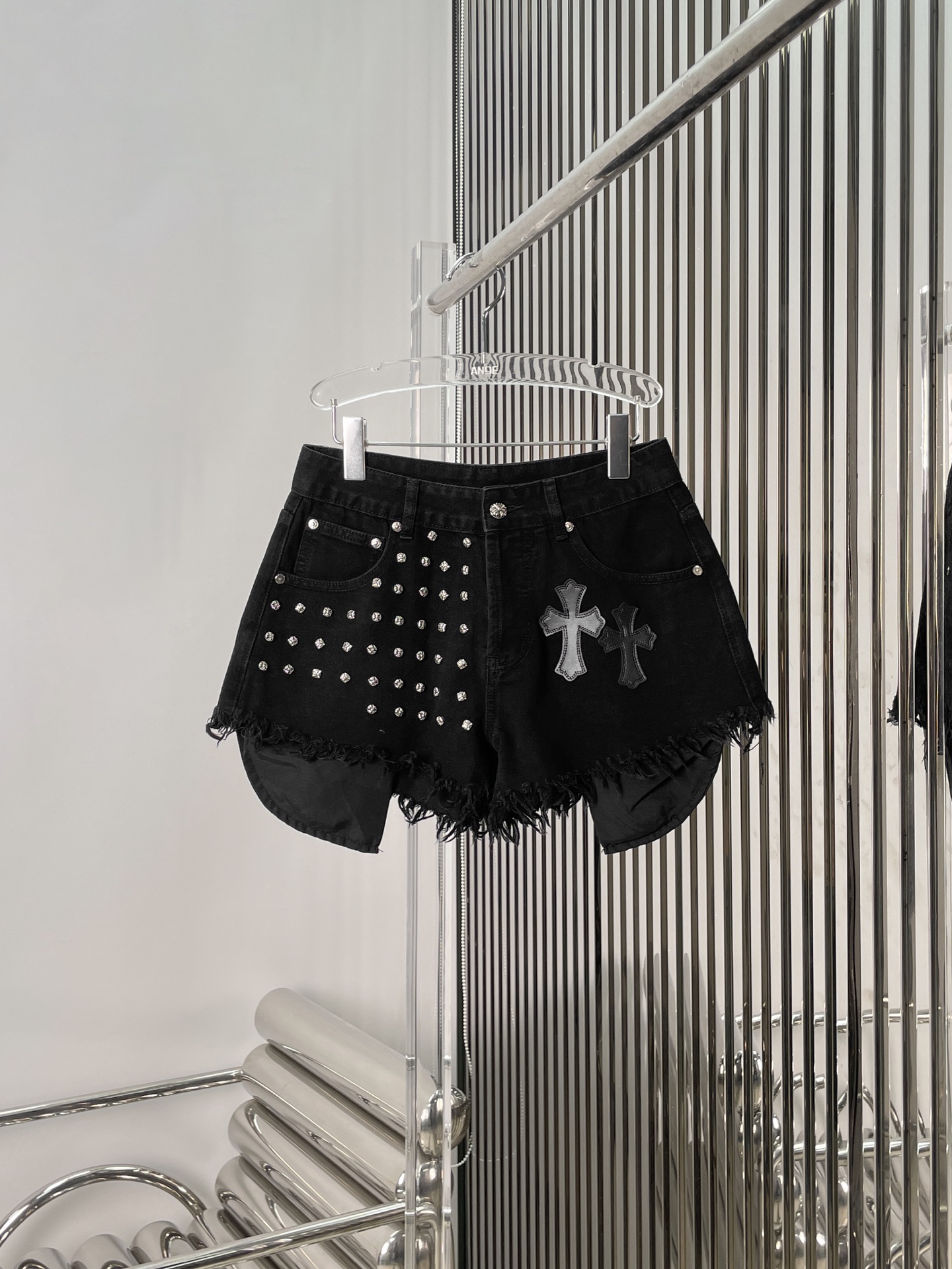 크롬하츠 블랙 데님 쇼츠