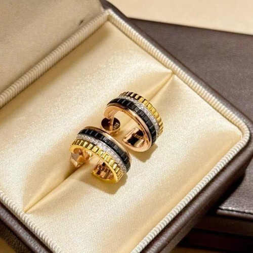 부쉐론 콰트로 클래식 다이아 이어링