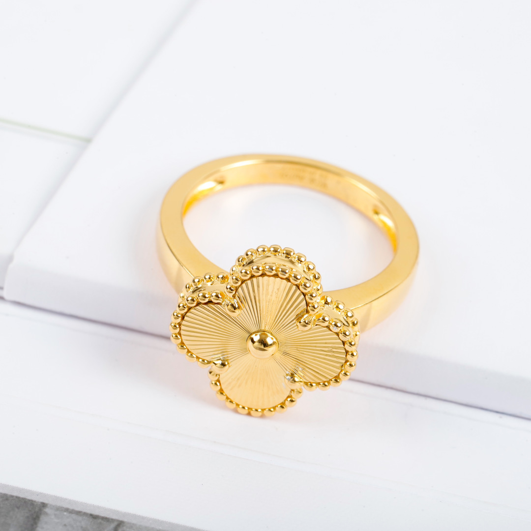 반클리프 앤 아펠 빈티지 알함브라 링